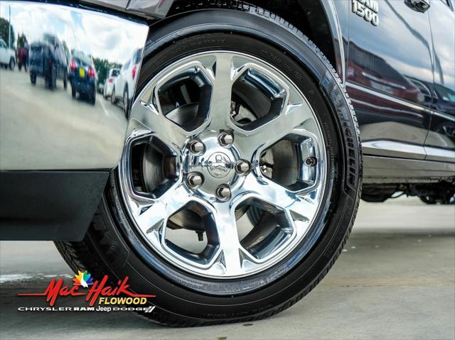 2018 RAM 1500 Laramie Crew Cab 4x2 64 Box