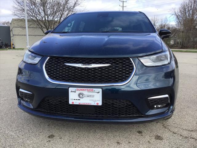 2025 Chrysler Pacifica PACIFICA SELECT AWD