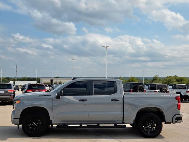 2024 Chevrolet Silverado 1500 4WD Crew Cab Short Bed Custom