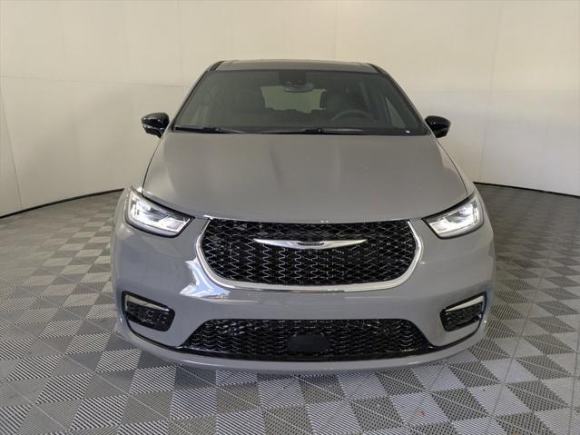 2025 Chrysler Pacifica PACIFICA SELECT