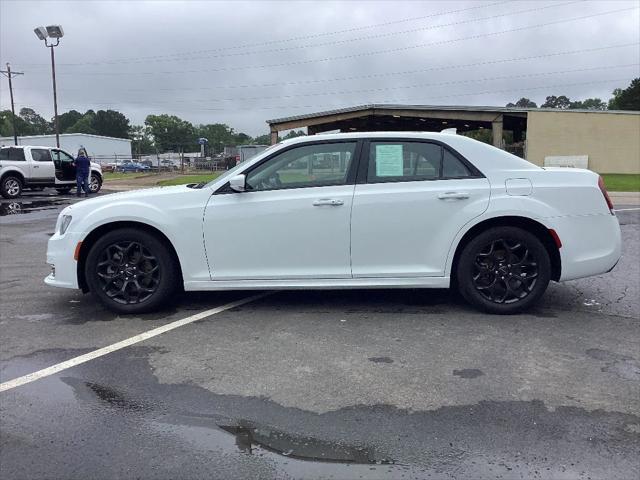 2022 Chrysler 300 Touring L AWD