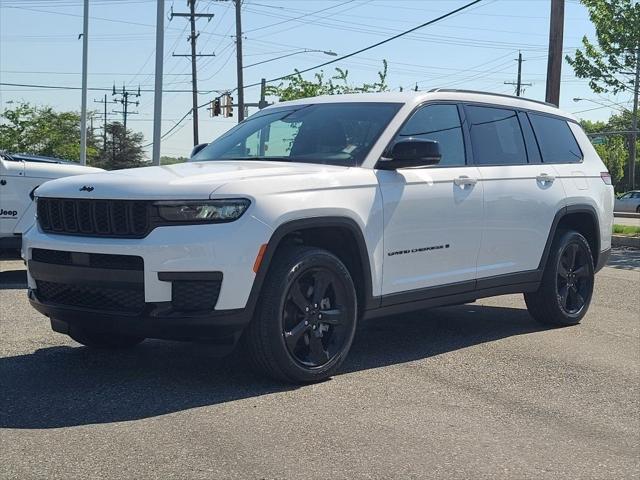 2022 Jeep Grand Cherokee L Altitude 4x4