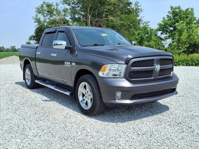 2017 RAM 1500 Express Crew Cab 4x4 57 Box