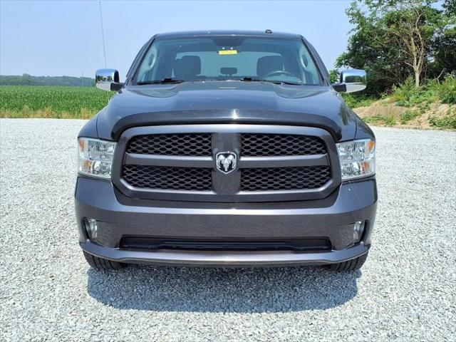 2017 RAM 1500 Express Crew Cab 4x4 57 Box