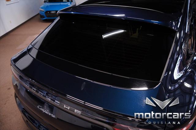 2021 Porsche Cayenne Standard