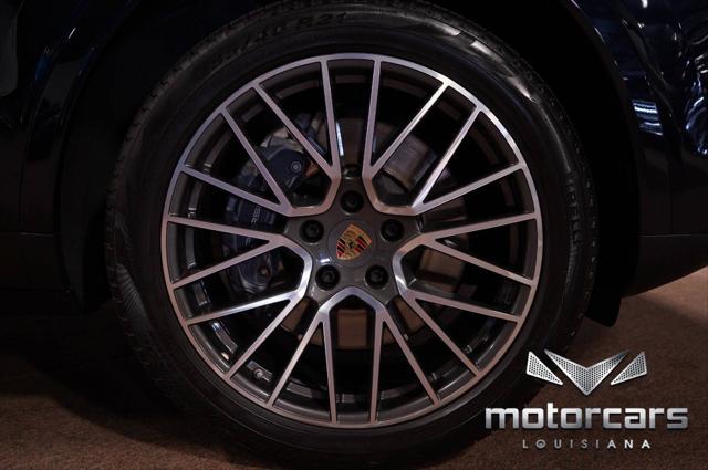 2021 Porsche Cayenne Standard