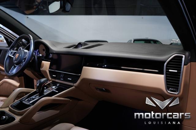 2021 Porsche Cayenne Standard