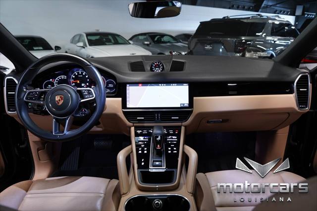 2021 Porsche Cayenne Standard