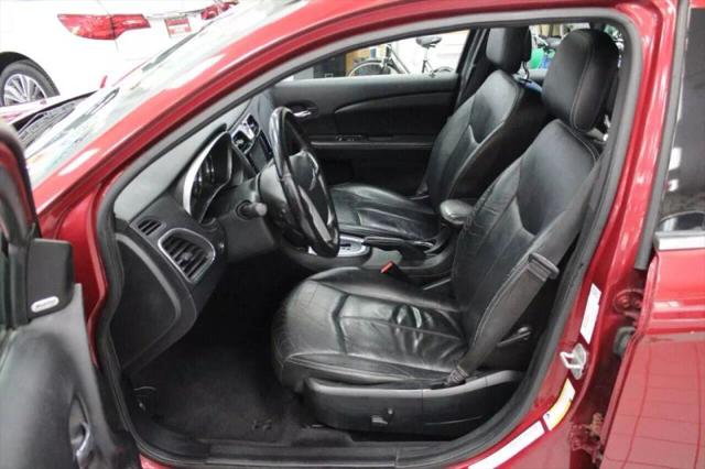2013 Chrysler 200 Limited
