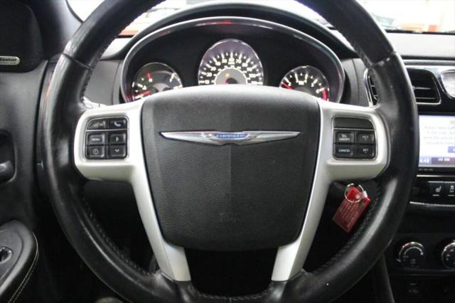 2013 Chrysler 200 Limited