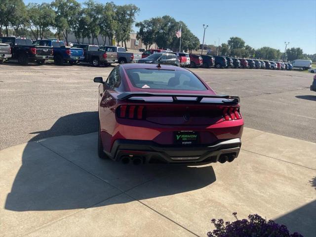 2025 Ford Mustang Dark Horse Fastback