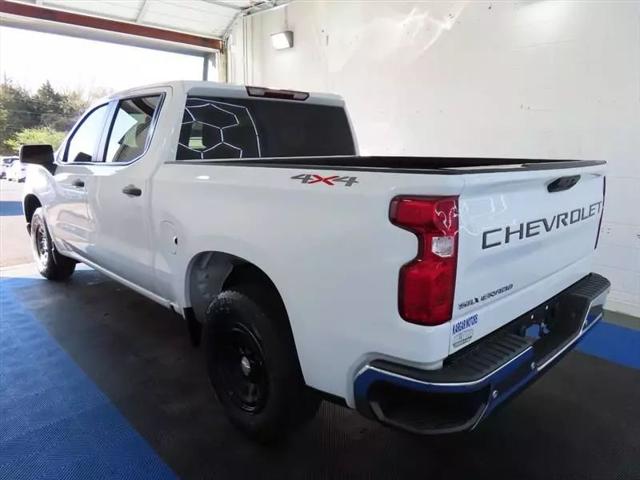 2022 Chevrolet Silverado 1500 4WD Crew Cab Short Bed WT