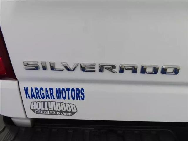 2022 Chevrolet Silverado 1500 4WD Crew Cab Short Bed WT