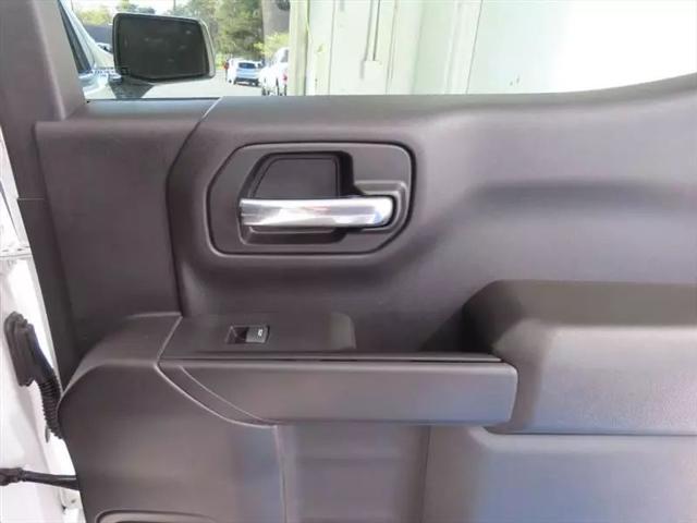 2022 Chevrolet Silverado 1500 4WD Crew Cab Short Bed WT