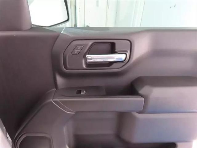 2022 Chevrolet Silverado 1500 4WD Crew Cab Short Bed WT