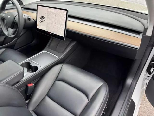 2021 Tesla Model 3 Standard Range Plus Rear-Wheel Drive