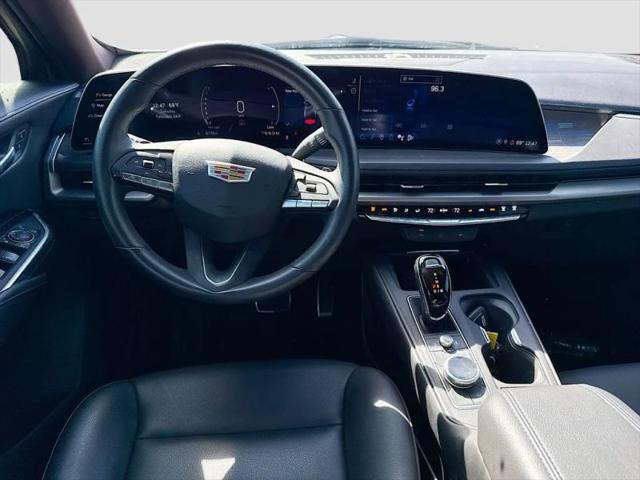 2024 Cadillac XT4 FWD Sport
