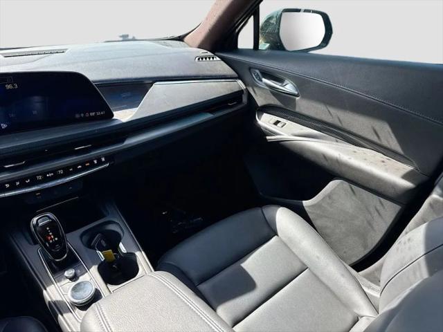 2024 Cadillac XT4 FWD Sport