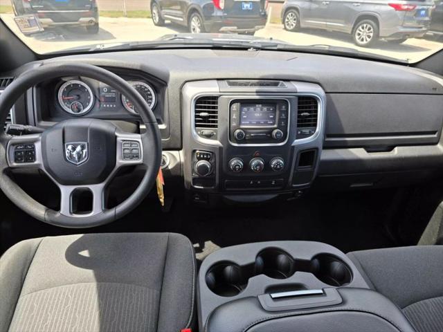 2024 Ram 1500 Classic Warlock Crew Cab 4x2 5'7" Box