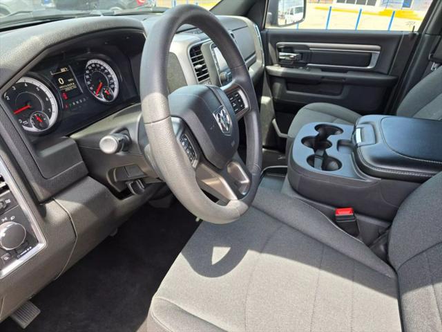 2024 Ram 1500 Classic Warlock Crew Cab 4x2 5'7" Box