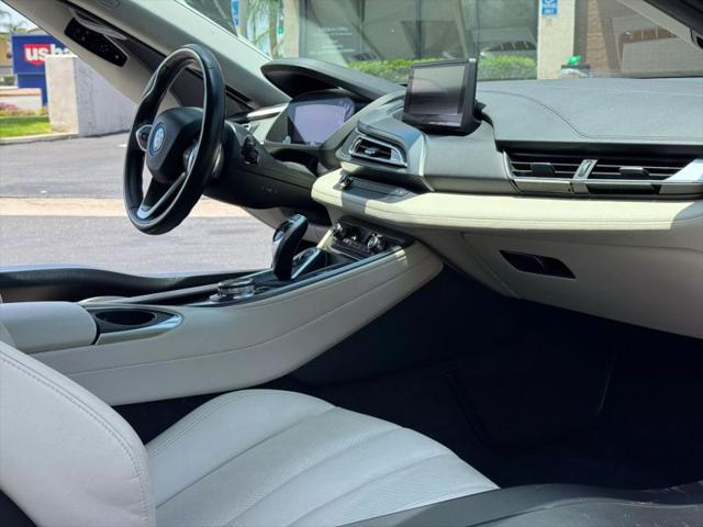 2016 BMW i8 Base
