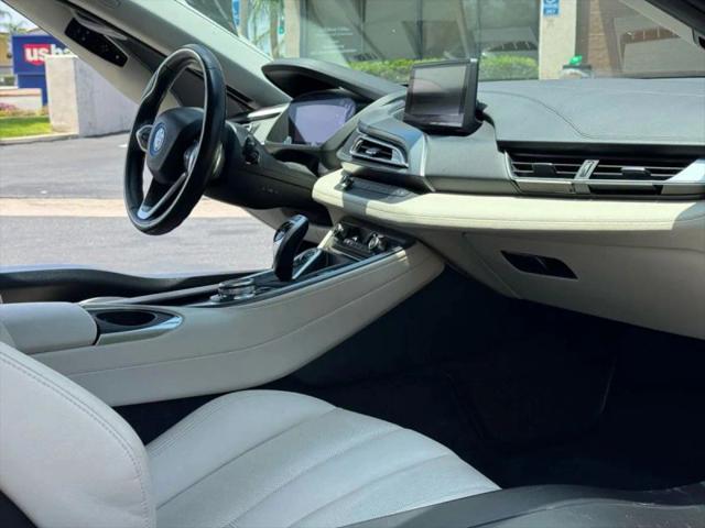 2016 BMW i8 Base