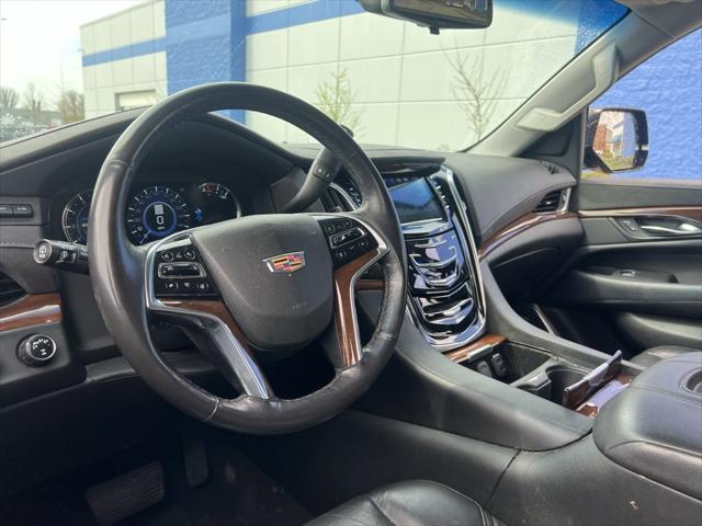 2020 Cadillac Escalade ESV 4WD Luxury