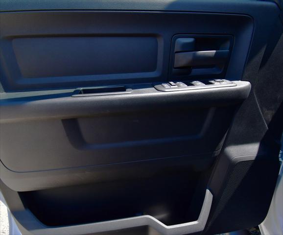 2025 Ram 2500 Tradesman Crew Cab 4x4 6'4" Box