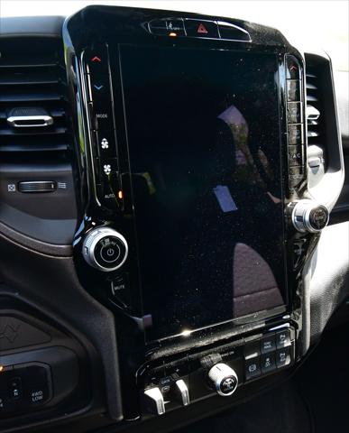 2025 Ram 2500 Tradesman Crew Cab 4x4 6'4" Box