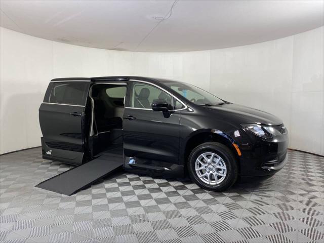 2022 Chrysler Voyager LX for sale in Phoenix, AZ