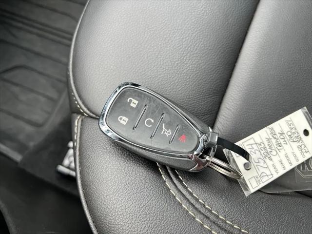 2023 Chevrolet Traverse AWD LT Leather