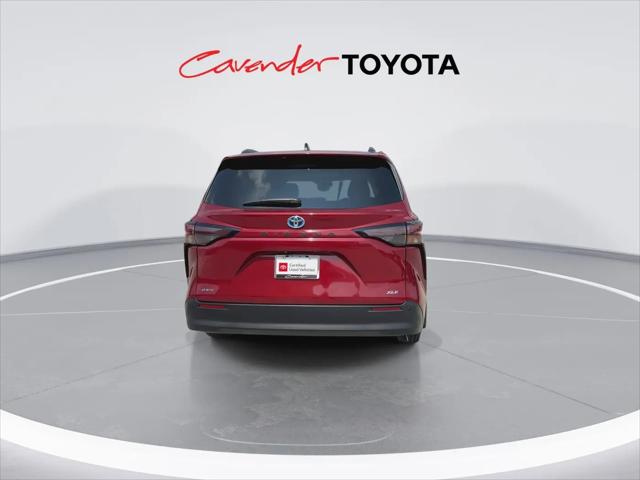 2025 Toyota Sienna XLE