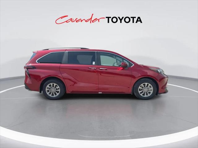 2025 Toyota Sienna XLE
