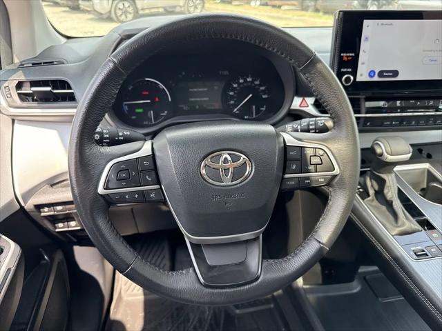 2025 Toyota Sienna XLE