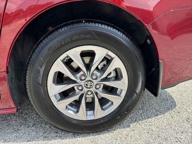 2025 Toyota Sienna XLE
