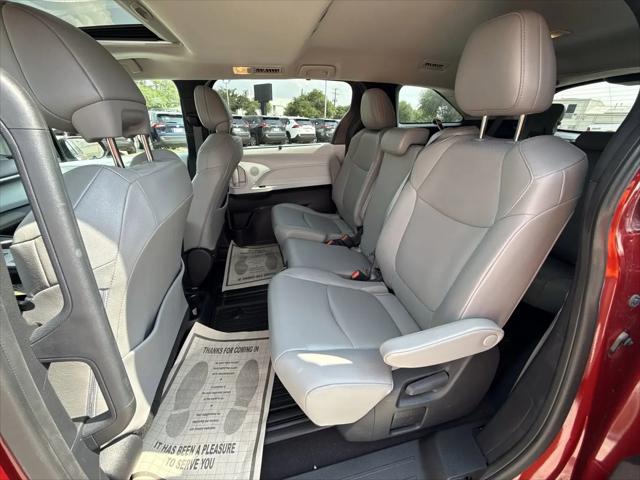 2025 Toyota Sienna XLE