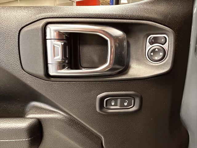 2025 Jeep Wrangler 4-Door Summit 4x4