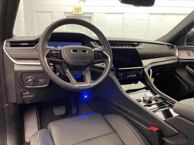2025 Jeep Grand Cherokee L Overland 4x4