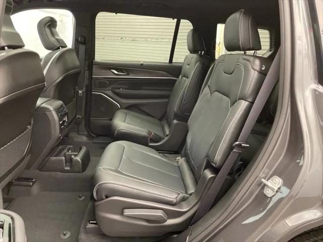 2025 Jeep Grand Cherokee L Overland 4x4