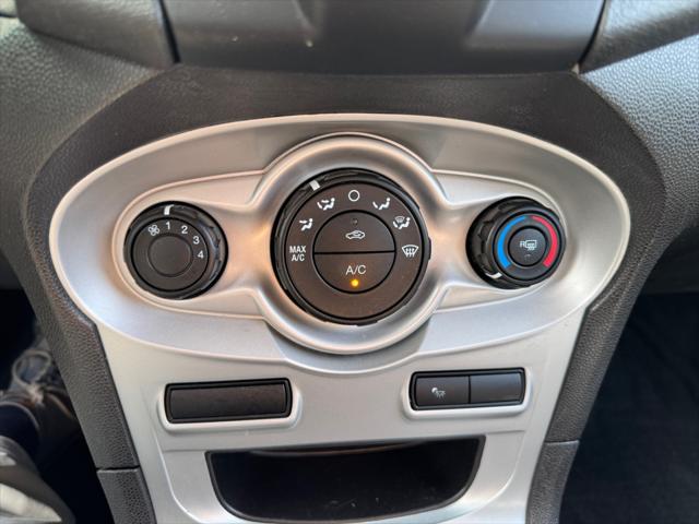 2014 Ford Fiesta SE