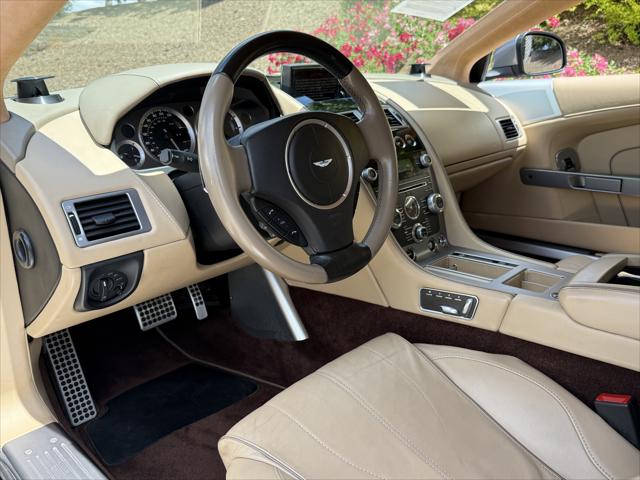 2014 Aston Martin DB9 Volante