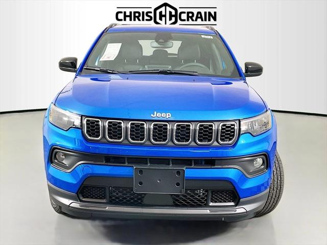 2025 Jeep Compass COMPASS LATITUDE 4X4