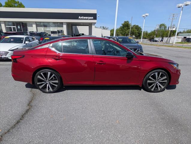 2021 Nissan Altima SR FWD
