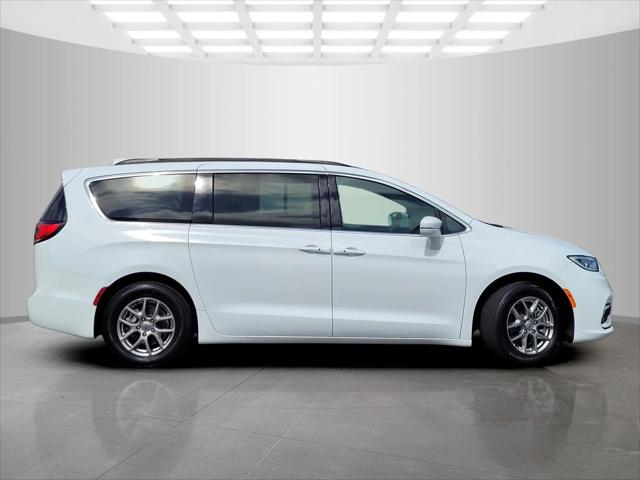 2022 Chrysler Pacifica Touring