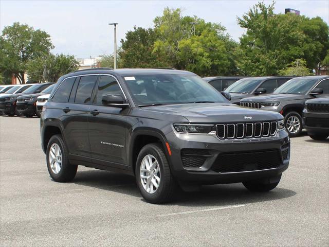 2025 Jeep Grand Cherokee GRAND CHEROKEE LAREDO X 4X2