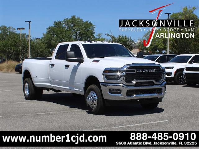 2025 RAM Ram 3500 RAM 3500 TRADESMAN CREW CAB 4X4 8 BOX