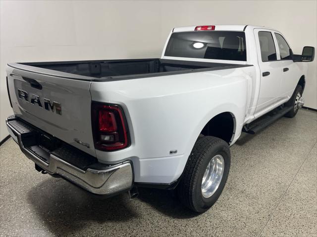 2025 RAM Ram 3500 RAM 3500 TRADESMAN CREW CAB 4X4 8 BOX
