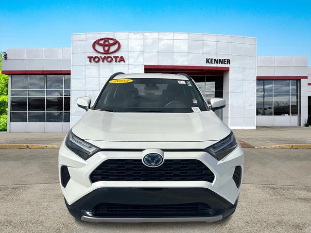 2023 Toyota RAV4 Hybrid SE