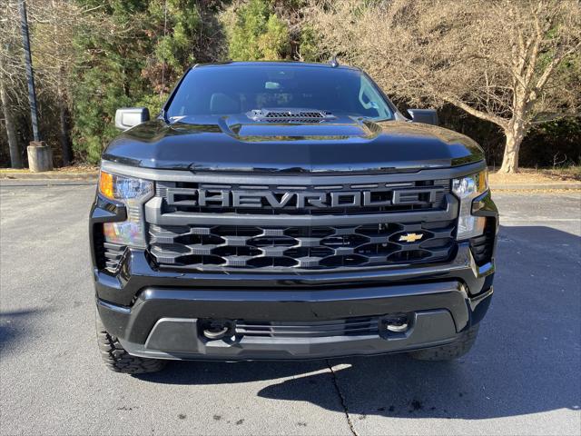 2024 Chevrolet Silverado 1500 4WD Crew Cab Short Bed Custom