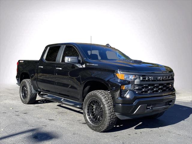 2024 Chevrolet Silverado 1500 4WD Crew Cab Short Bed Custom